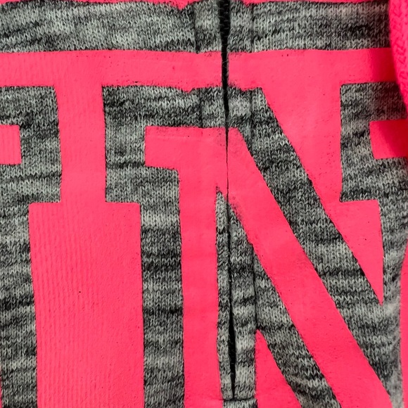 Victoria secret PINK sweater - Picture 2 of 4